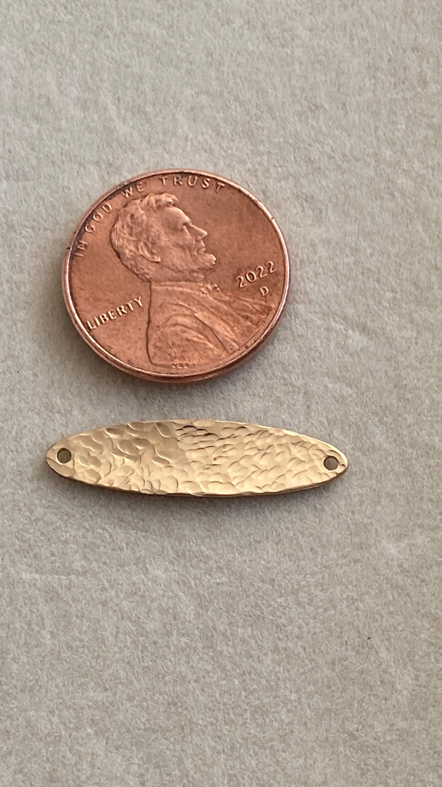 Golden Texture Bar Connector