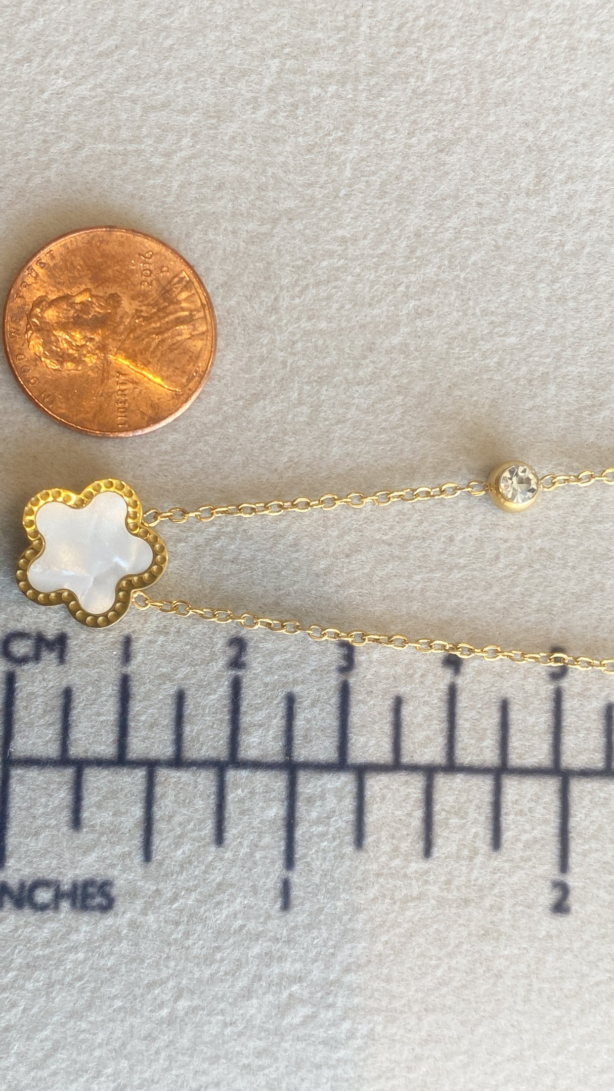 DayNight Flower Necklace