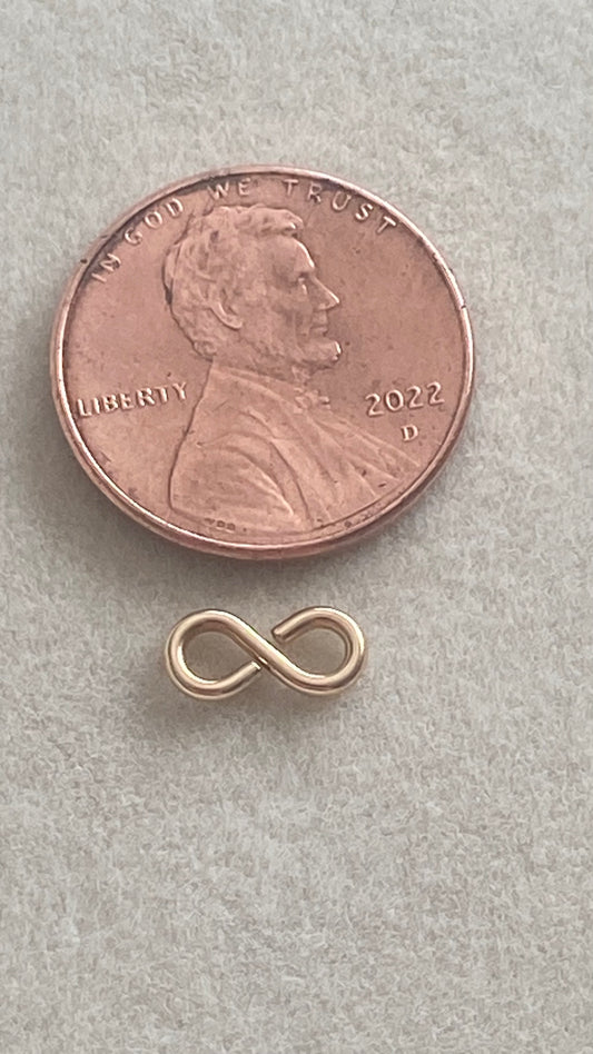 Infinity Link Charm