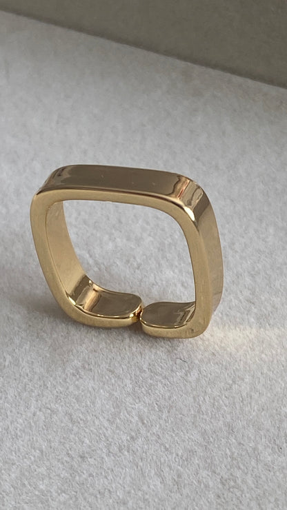 Chateau Edge Ring