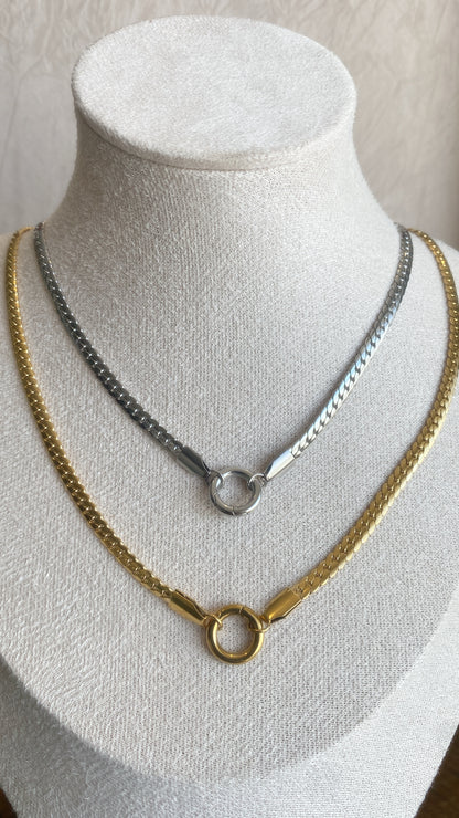 Smooth Glow Necklace