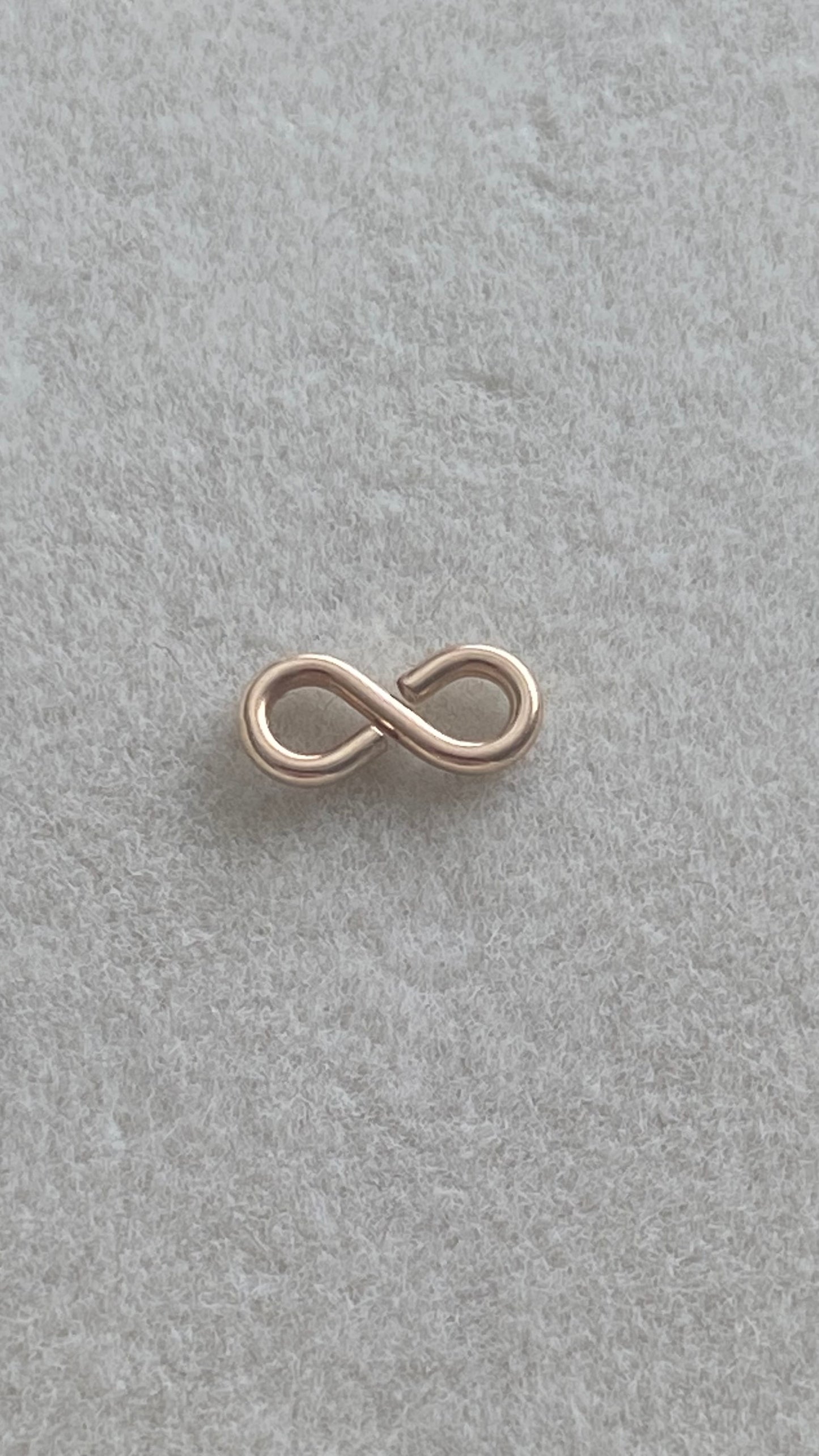 Infinity Link Charm