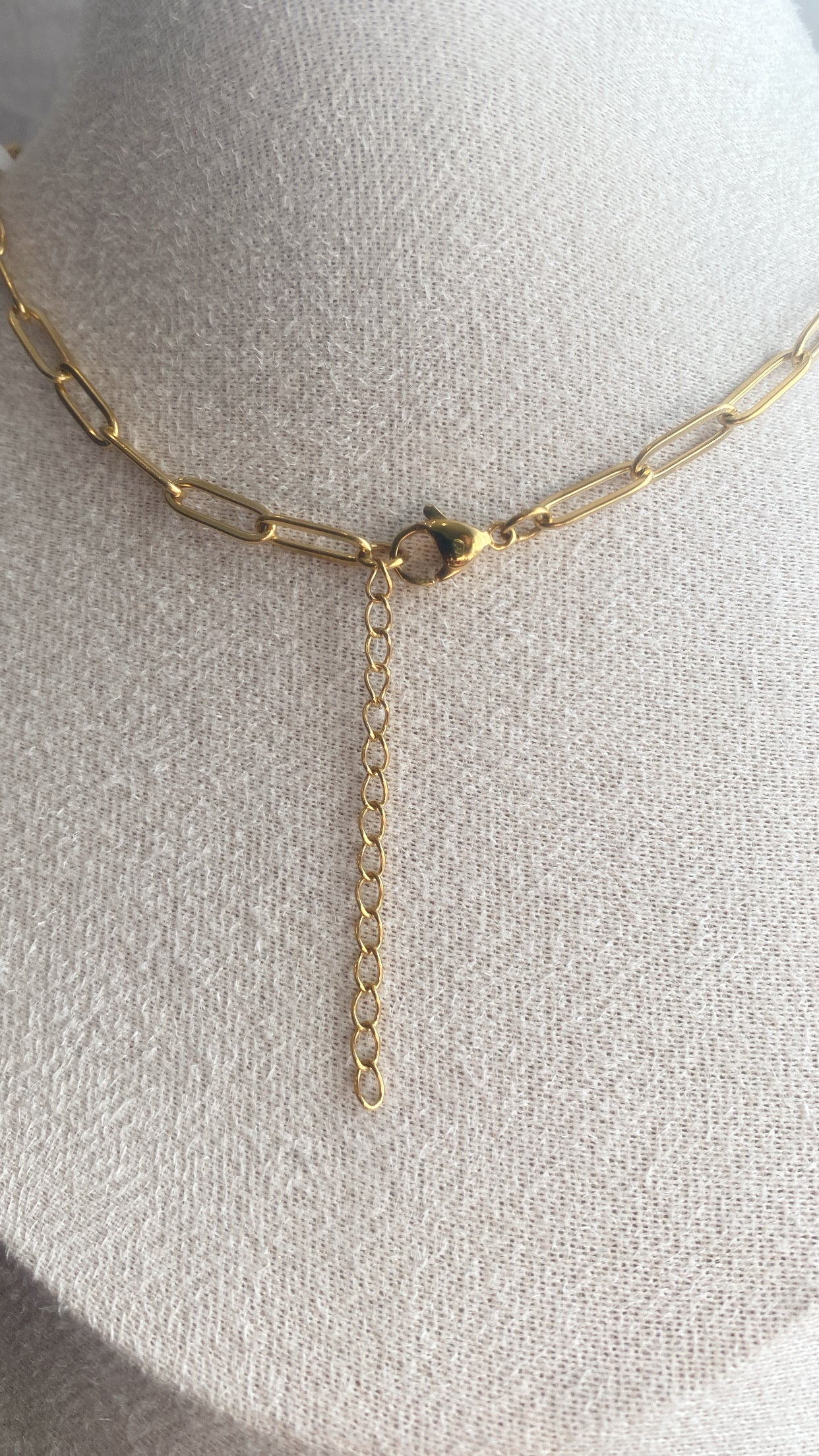 Honey Pot Loop Necklace