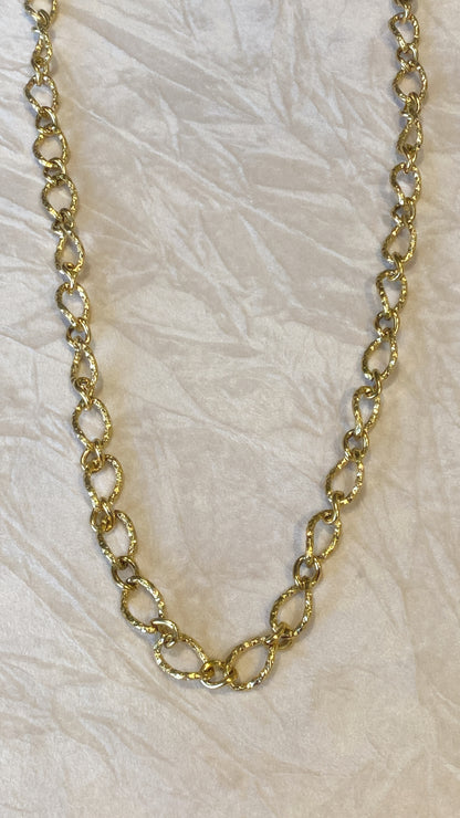 Hammered Oval Necklace